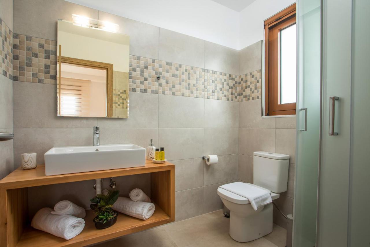 M&e Apartment *